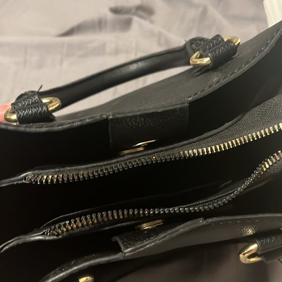 Purse - Picture 2 of 3